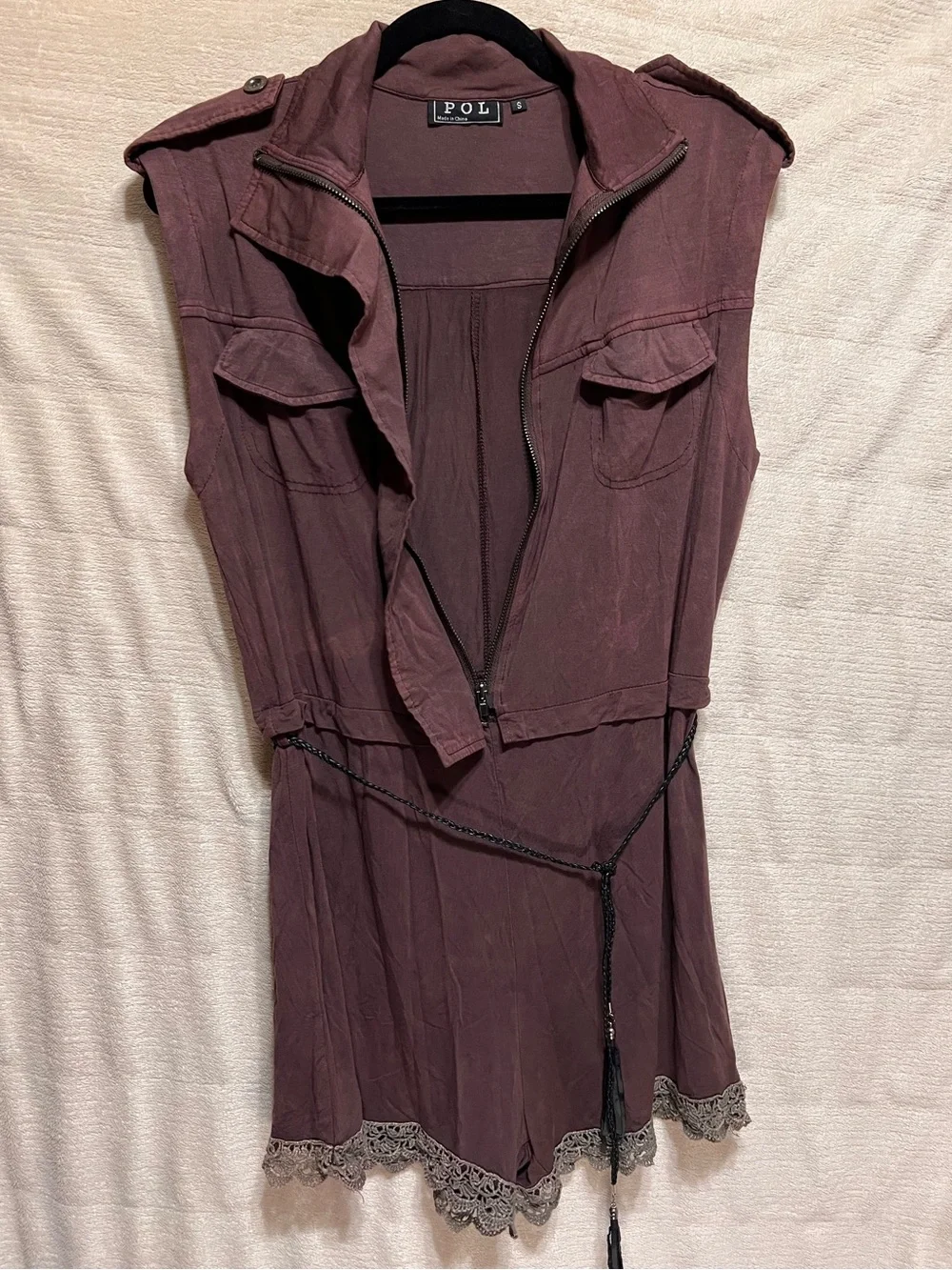 POL Dusty Mauve Utility Romper Leather Tassel Belt Lace Trim Zip Front Boho S - Picture 8 of 8